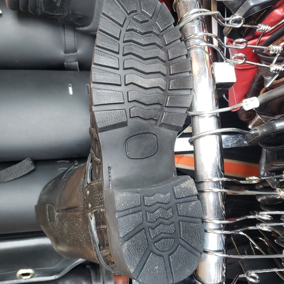 Alligator Biker Boots - Picture 4 of 5